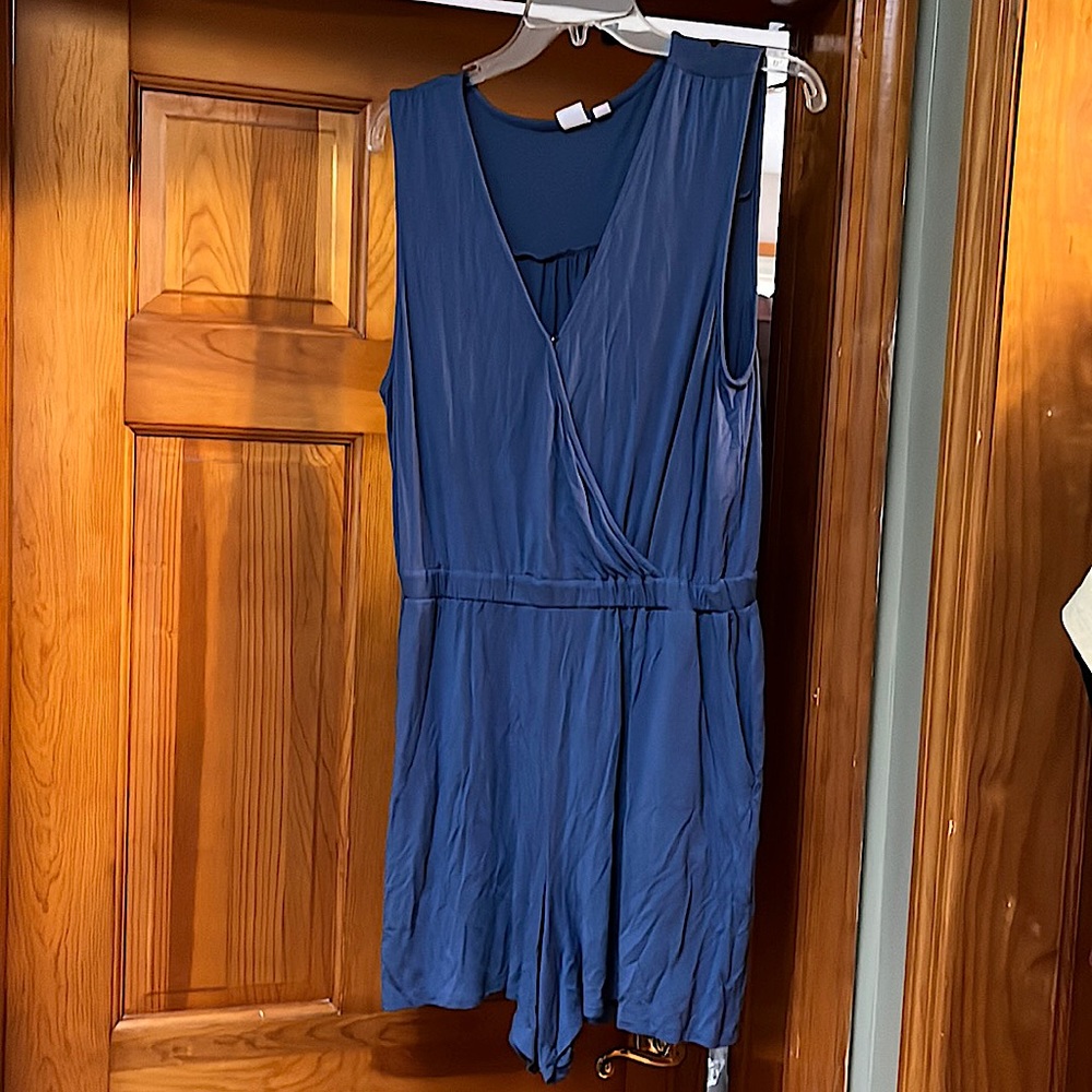 GAP blue romper